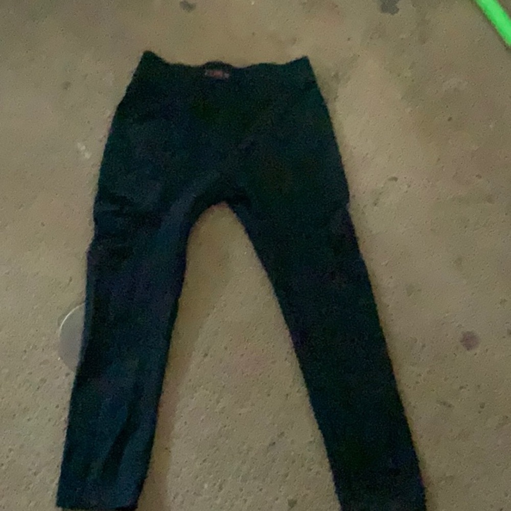 Black leggings